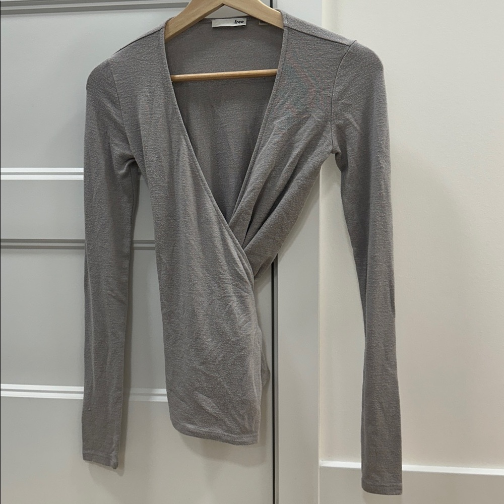 Wilfred FREE Taupe Long Sleeve Top